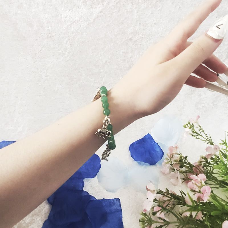 Pulsera De La Suerte Con Cuatro Dijes jade verde | AMISTAD