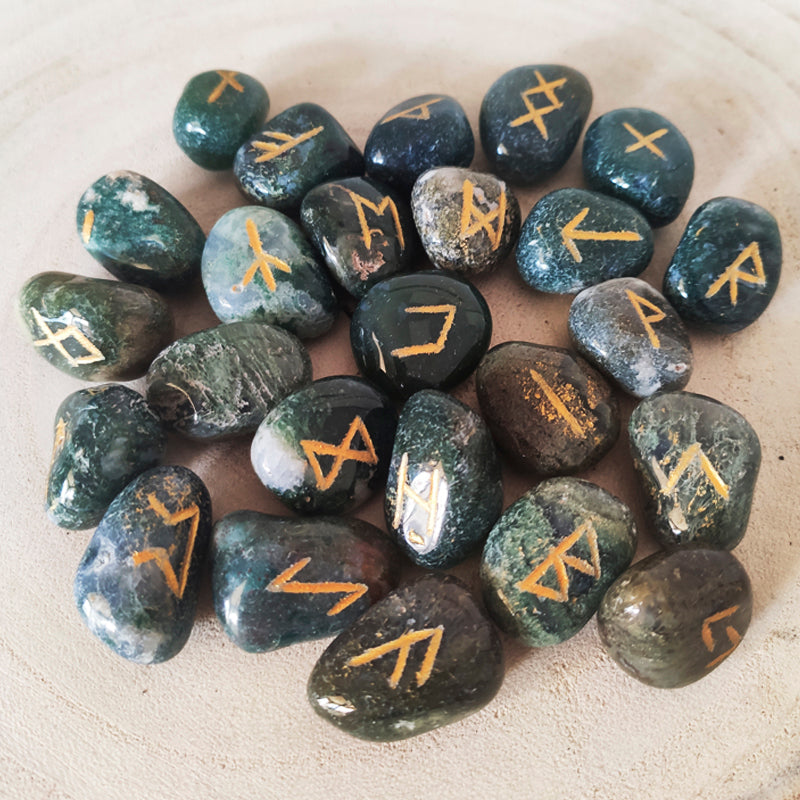 Juego de Runas Vikingas Celtas de Ágata Verde, piedras preciosas